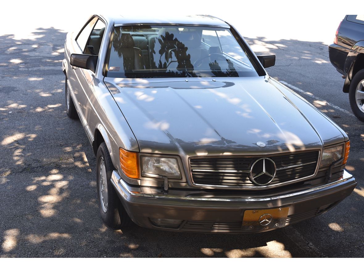 1991 Mercedes-Benz 560 for sale by owner in Atlanta