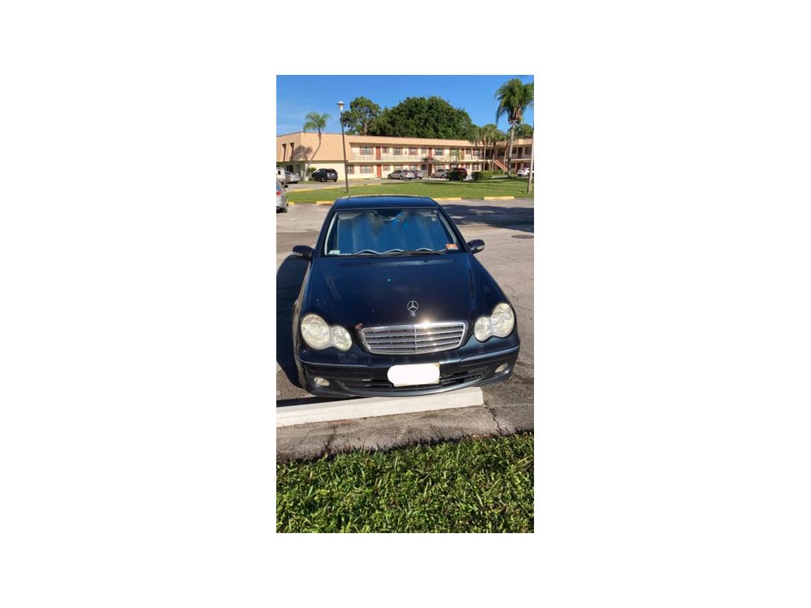 2005 Mercedes-Benz C240 for sale by owner in Lake Worth