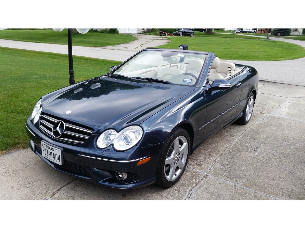 2007 Mercedes-Benz CLK-Class for sale by owner in Las Vegas