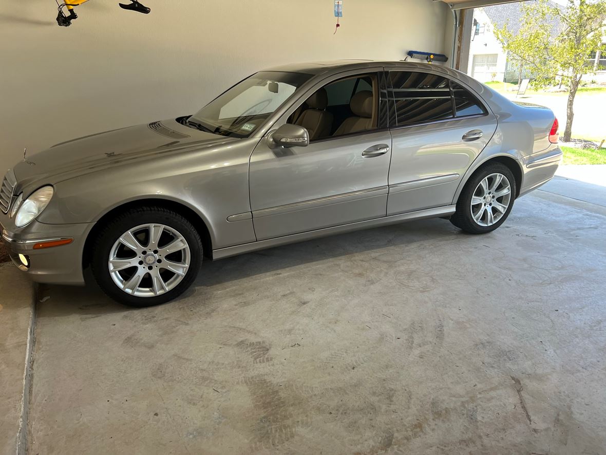2009 Mercedes-Benz E-Class for sale by owner in The Colony