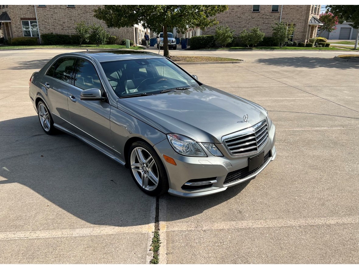 2013 Mercedes-Benz E-Class for sale by owner in Arlington