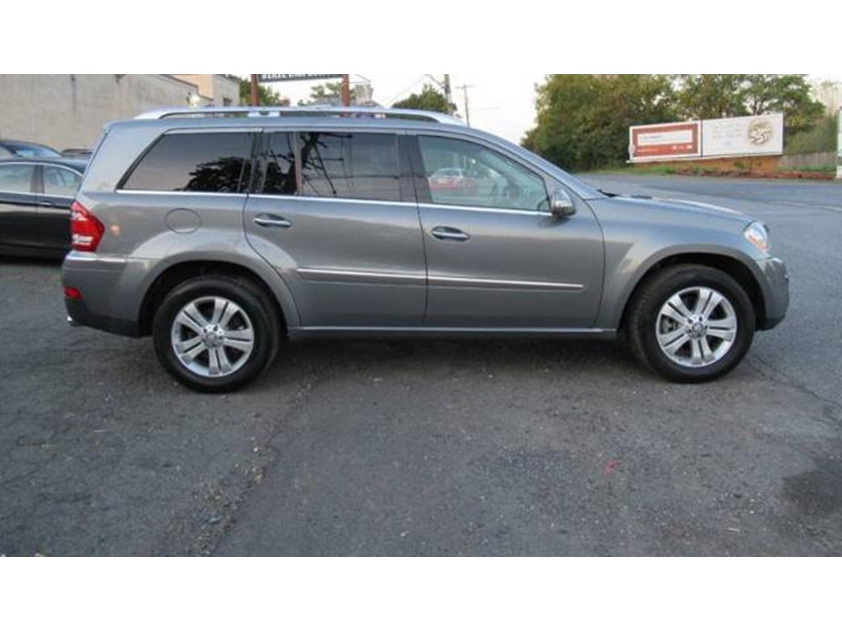 2010 Mercedes-Benz GL-Class for sale by owner in South Amboy