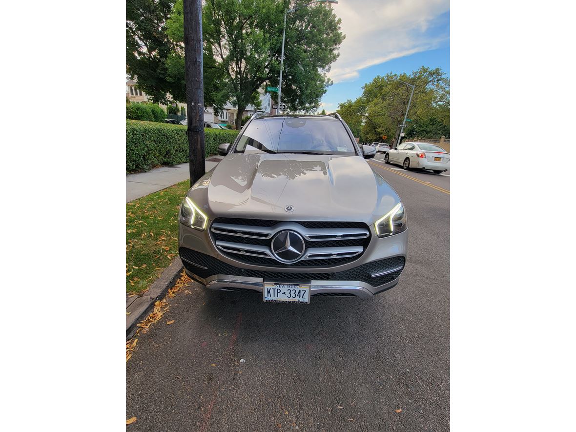 2022 Mercedes-Benz GLE-Class for sale by owner in Jamaica