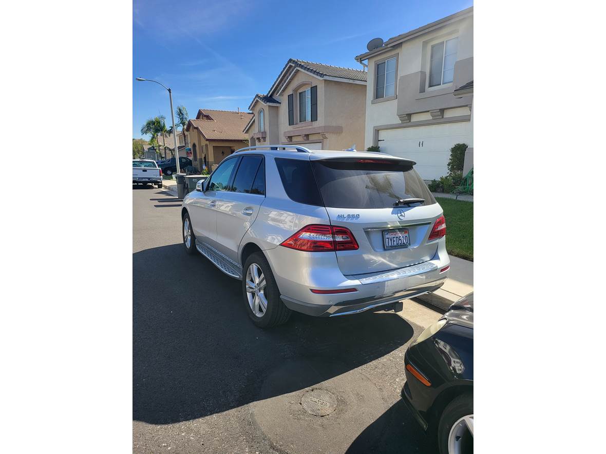 2013 Mercedes-Benz M-Class for sale by owner in Corona