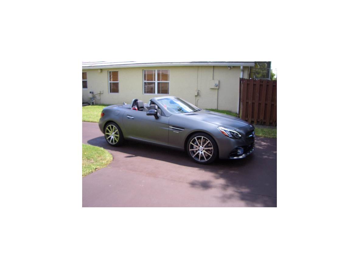2017 Mercedes-Benz SLC-Class for sale by owner in West Palm Beach
