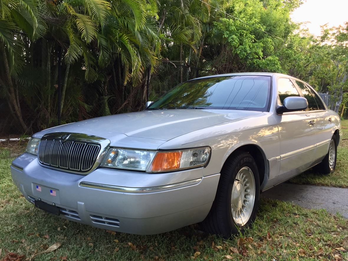 1998 Mercury Grand Marquis for sale by owner in Hallandale