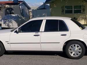 Gray 2004 Mercury Grand Marquis