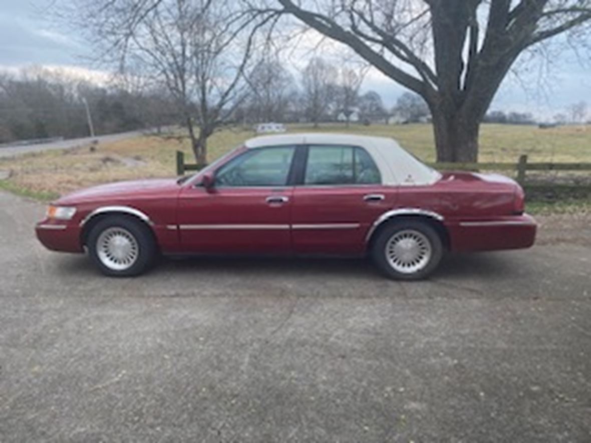 1999 Mercury Grand Marquis presidential for sale by owner in Gallatin