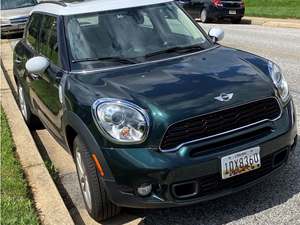 Green 2012 MINI Cooper Countryman