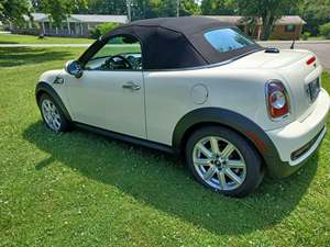 2014 MINI Cooper Roadster with White Exterior