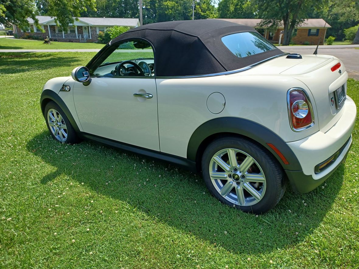 2014 MINI Cooper Roadster for sale by owner in Maryville