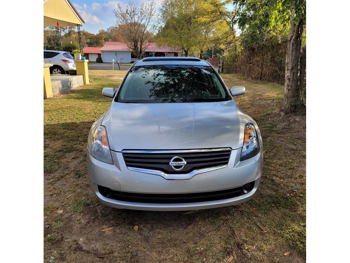 2008 Nissan Altima for sale by owner in Sylvania