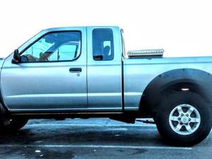 Silver 2001 Nissan Frontier