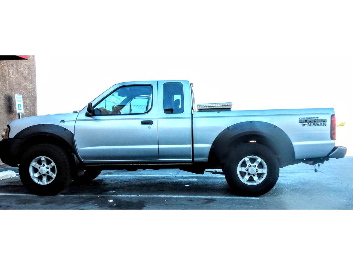 2001 Nissan Frontier for sale by owner in Las Vegas