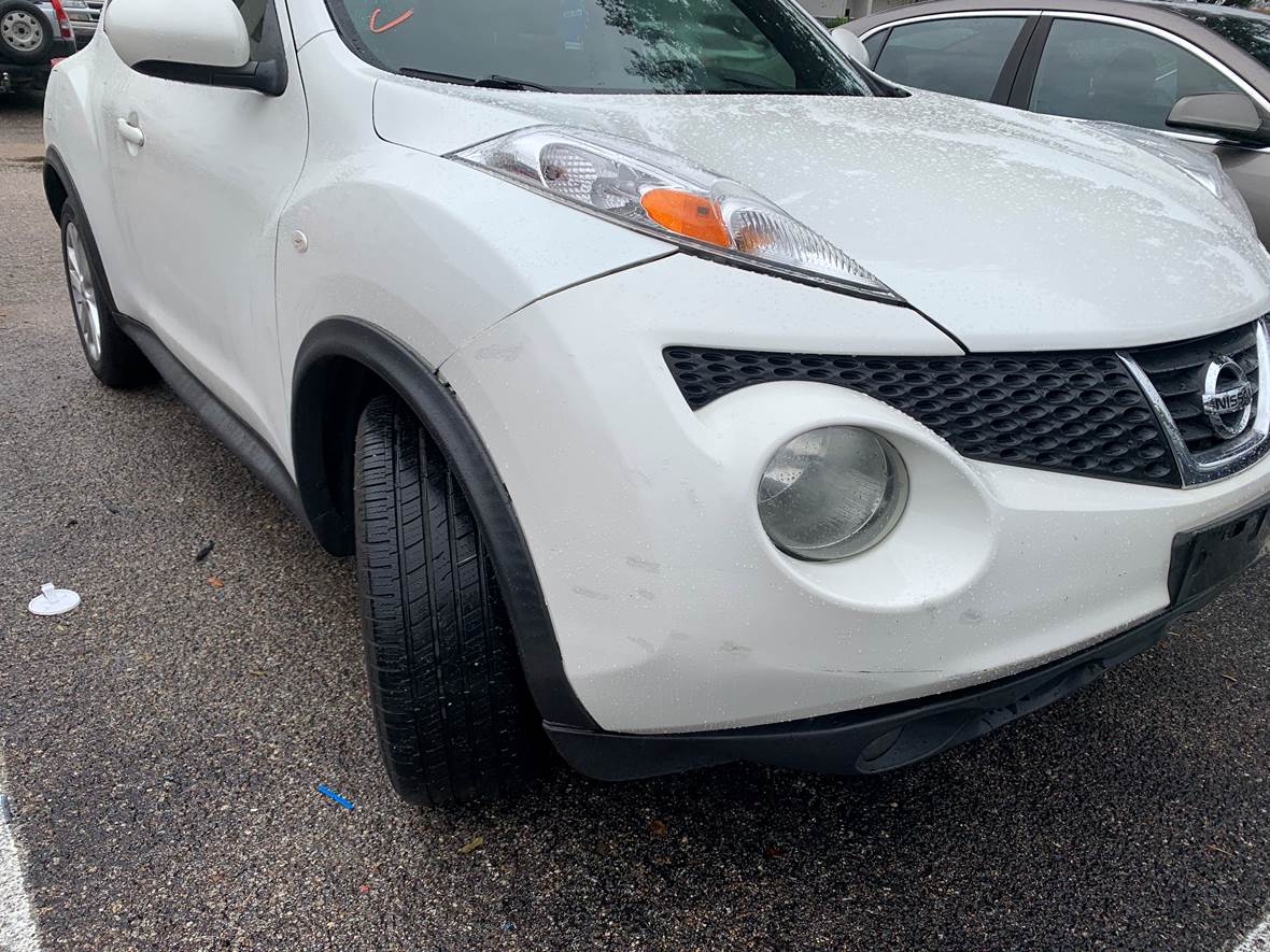 2013 Nissan Juke for sale by owner in Houston