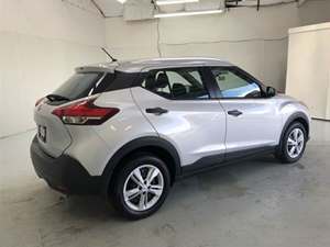 Silver 2019 Nissan Kicks