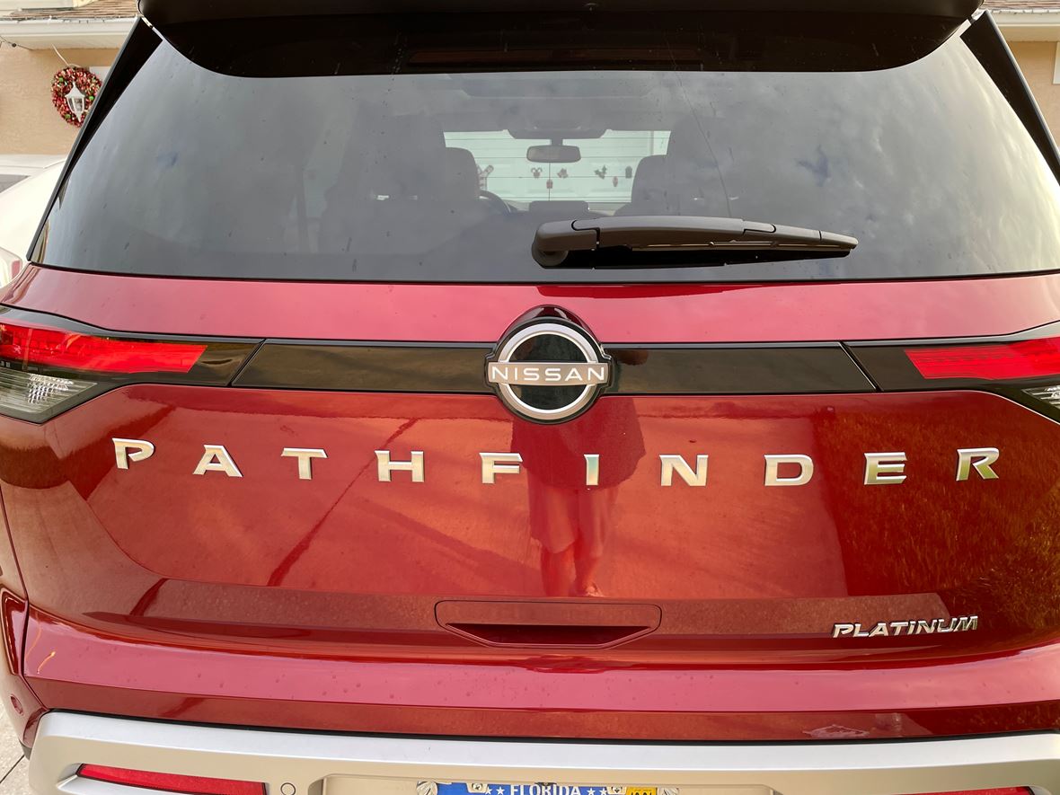 2021 Nissan Pathfinder for sale by owner in Titusville