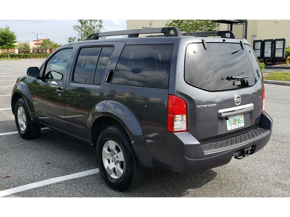 2010 Nissan Pathfinder S FE+ for sale by owner in Ocala