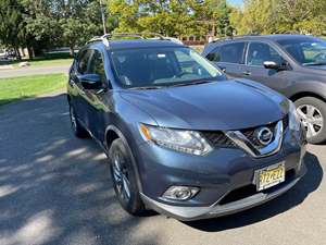 Blue 2015 Nissan Rogue