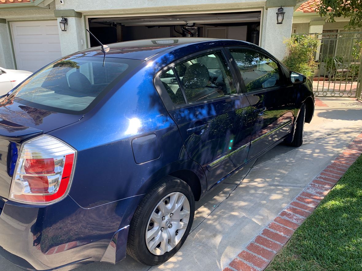2011 Nissan Sentra for sale by owner in Castaic