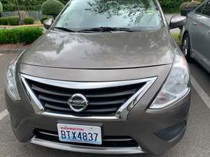 Gray 2016 Nissan Versa
