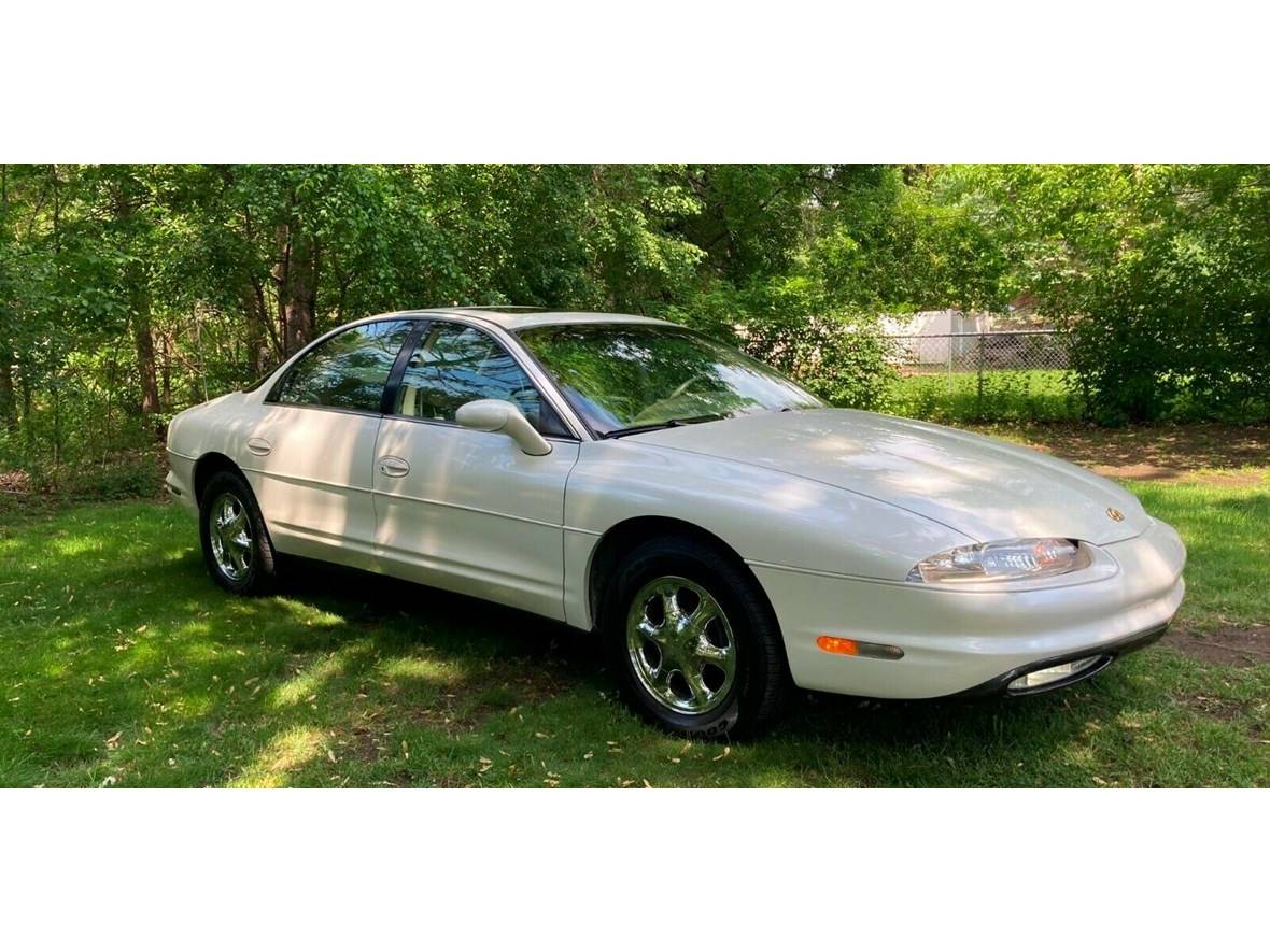 1996 Oldsmobile Aurora for sale by owner in Detroit
