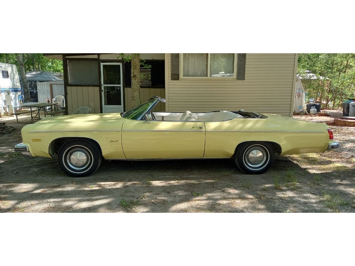 1975 Oldsmobile Delta Eighty-Eight Convertible  for sale by owner in Cape May Court House