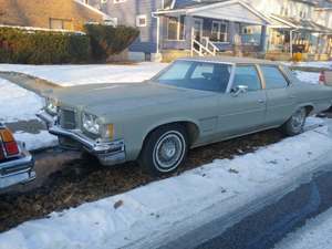 Gray 1972 Pontiac Bonneville