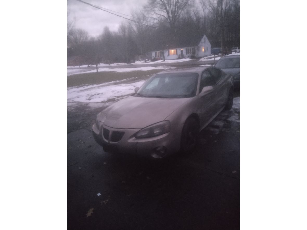 2006 Pontiac Grand Prix for sale by owner in Avon