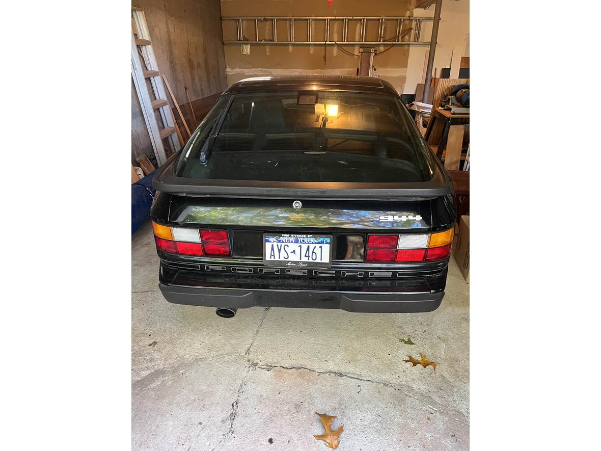 1988 Porsche 944 for sale by owner in Port Jefferson Station
