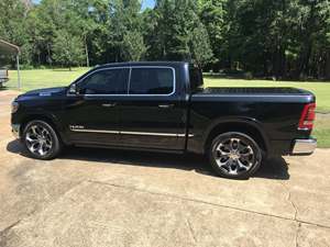 Black 2019 RAM 1500