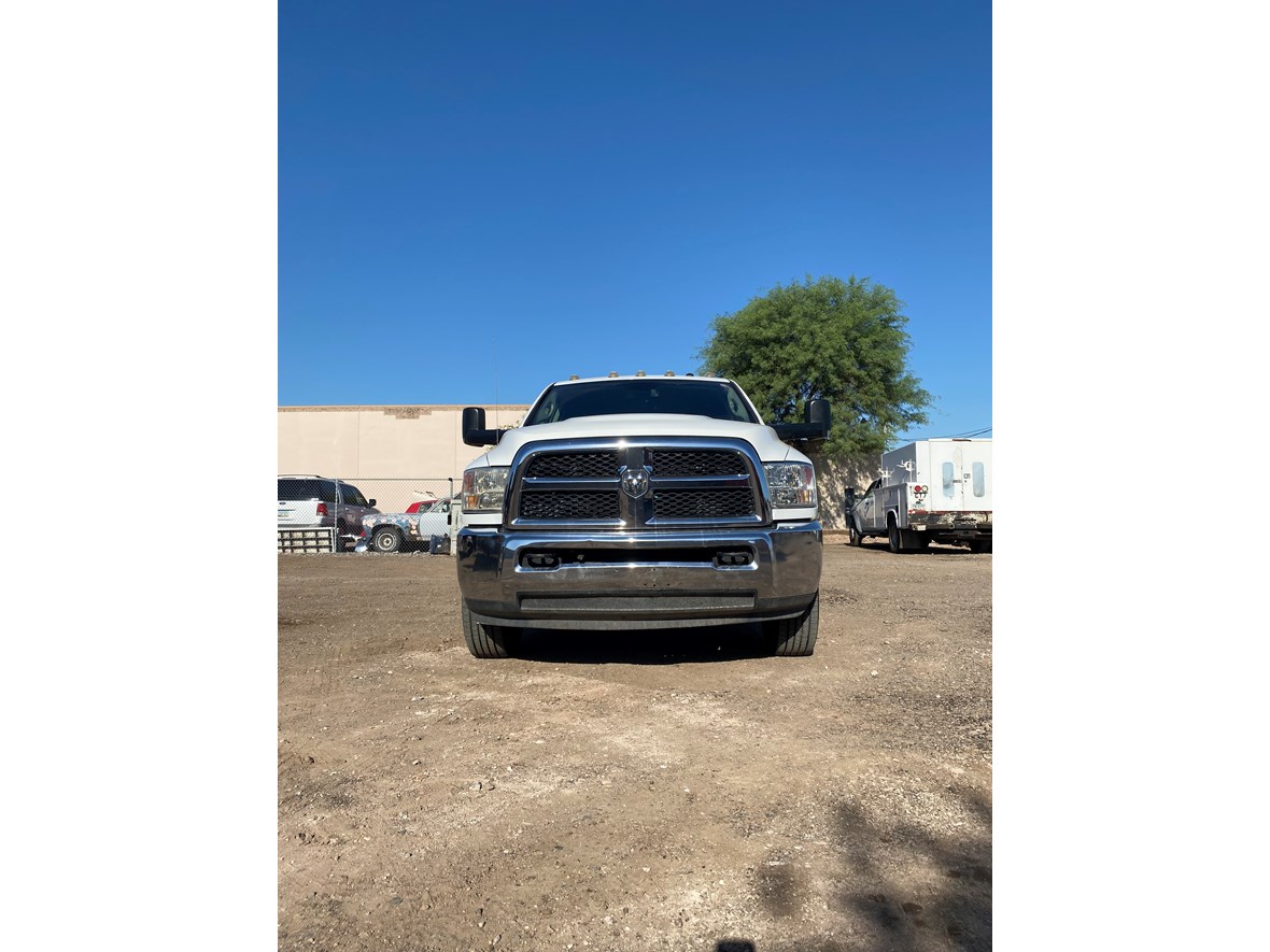 2016 RAM 3500 for sale by owner in Glendale