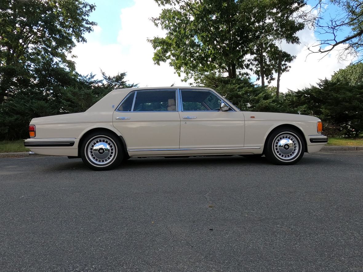 1997 Rolls-Royce Silver Spur for sale by owner in Rochester