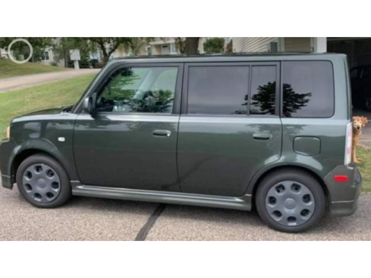 2004 Scion XB for sale by owner in Saint Paul