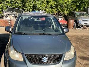 2008 Suzuki SX4 with Blue Exterior