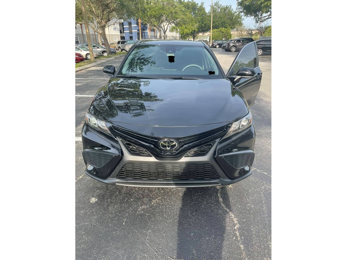 2022 Toyota Camry for sale by owner in Orlando