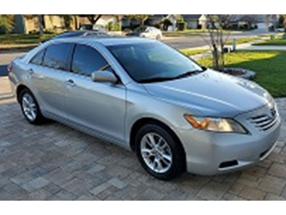 2007 Toyota Camry LE for sale by owner in Tampa