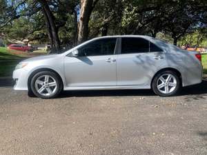 Silver 2012 Toyota Camry SE