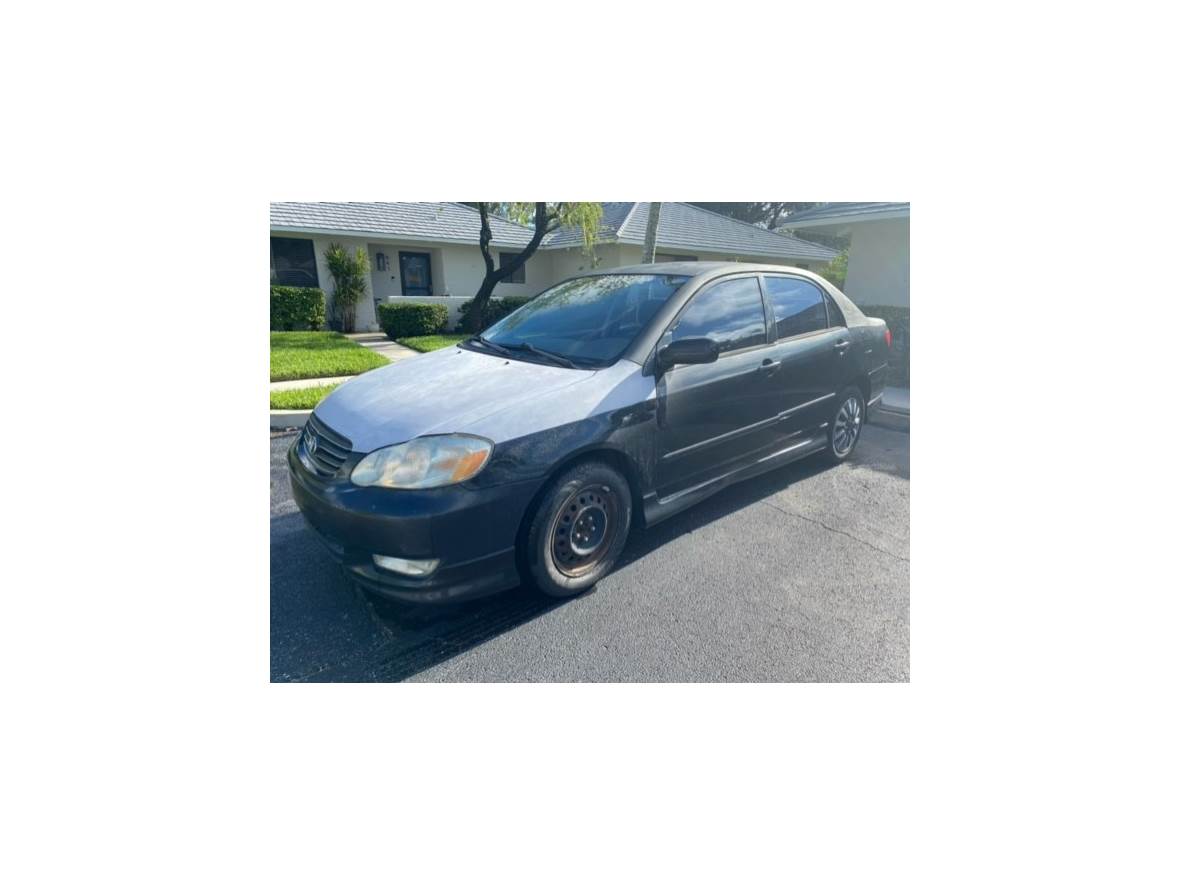 2004 Toyota Corolla for sale by owner in Palm Beach Gardens