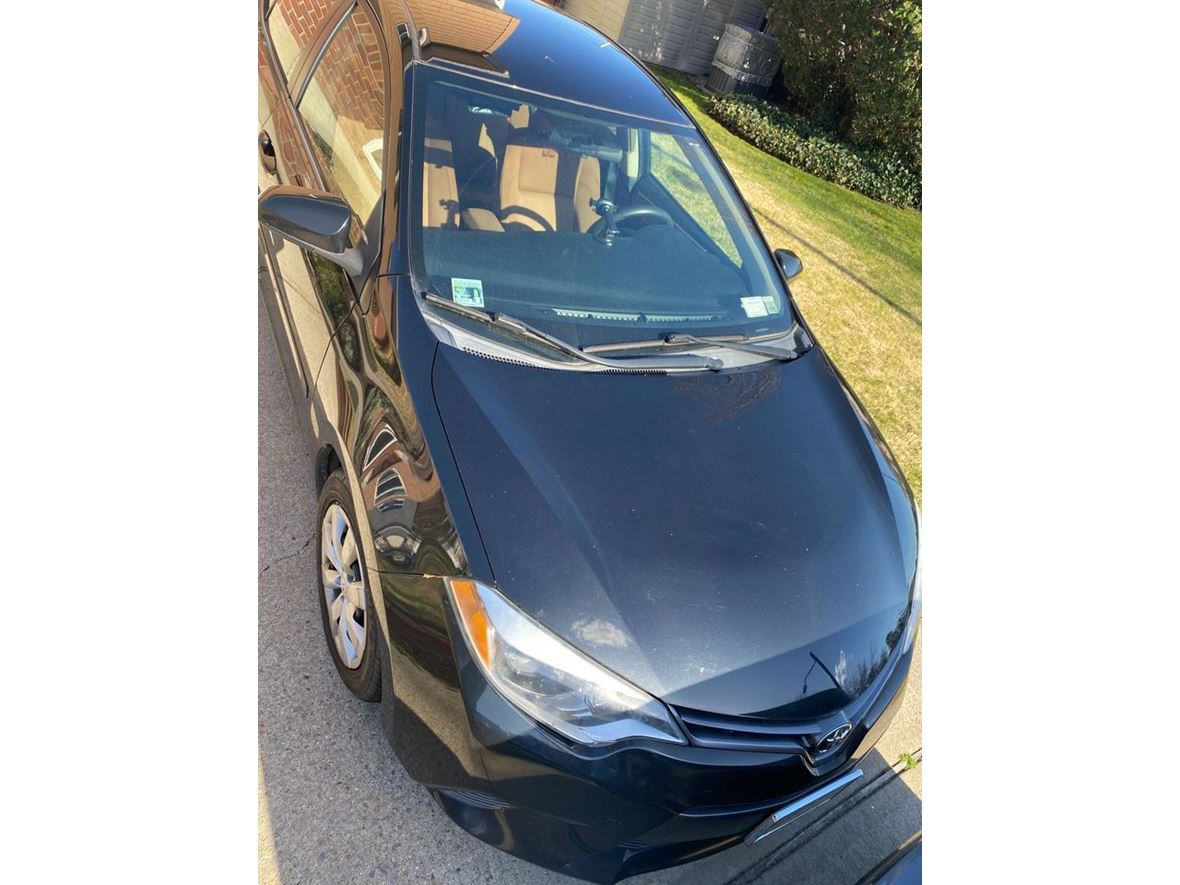 2015 Toyota Corolla for Sale by Owner in Farmingdale, NY 11735