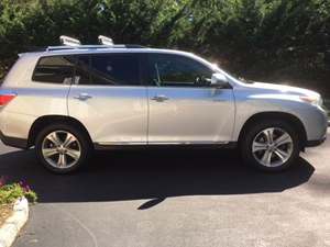 Silver 2013 Toyota Highlander Limited