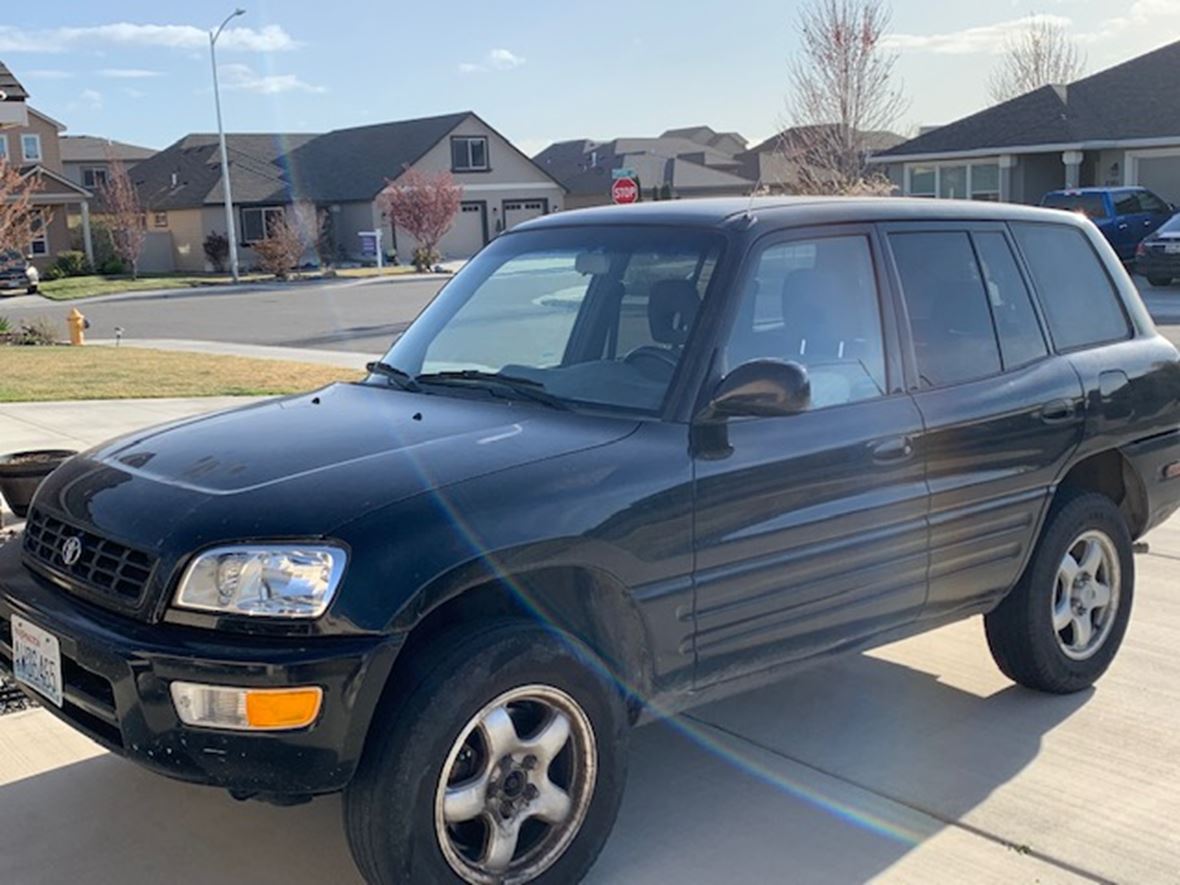 1999 Toyota Rav4 for sale by owner in Richland