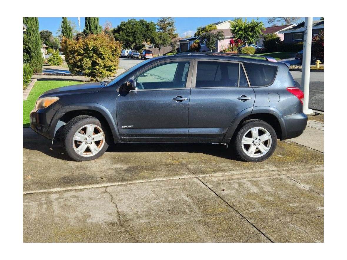 2007 Toyota Rav4 for sale by owner in Newark