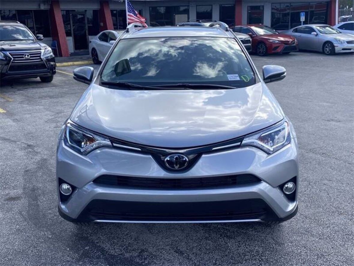 2018 Toyota Rav4 for sale by owner in Detroit