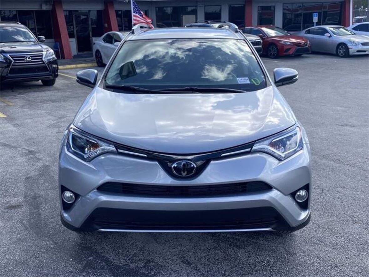 2018 Toyota Rav4 for sale by owner in El Paso