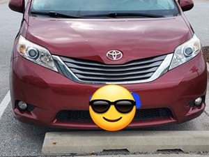 Red 2012 Toyota Sienna