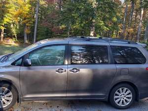 2014 Toyota Sienna with Gray Exterior