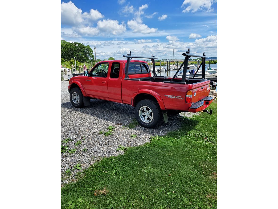 2004 Toyota Tacoma for sale by owner in Groton