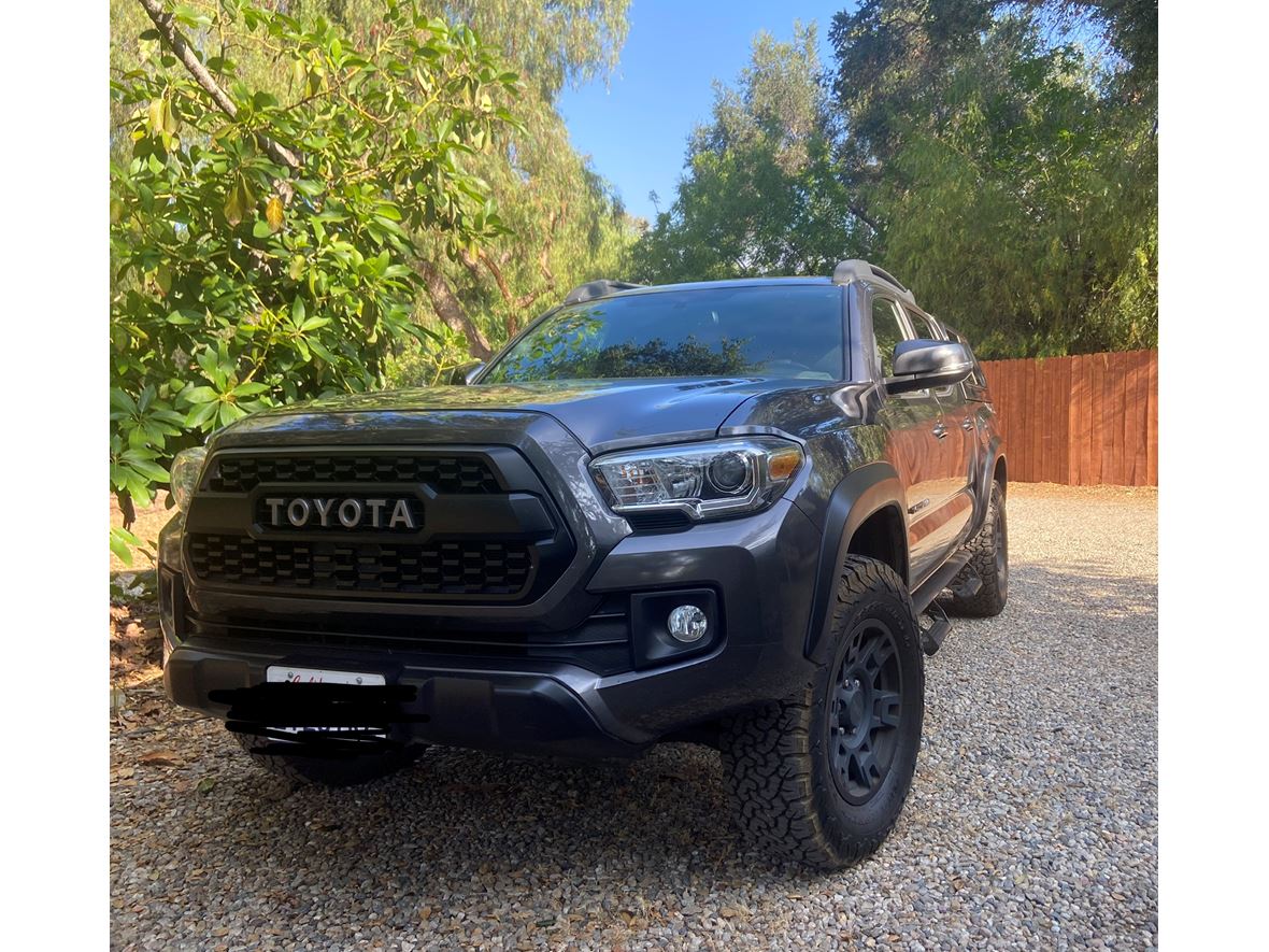 2016 Toyota Tacoma for sale by owner in Ojai