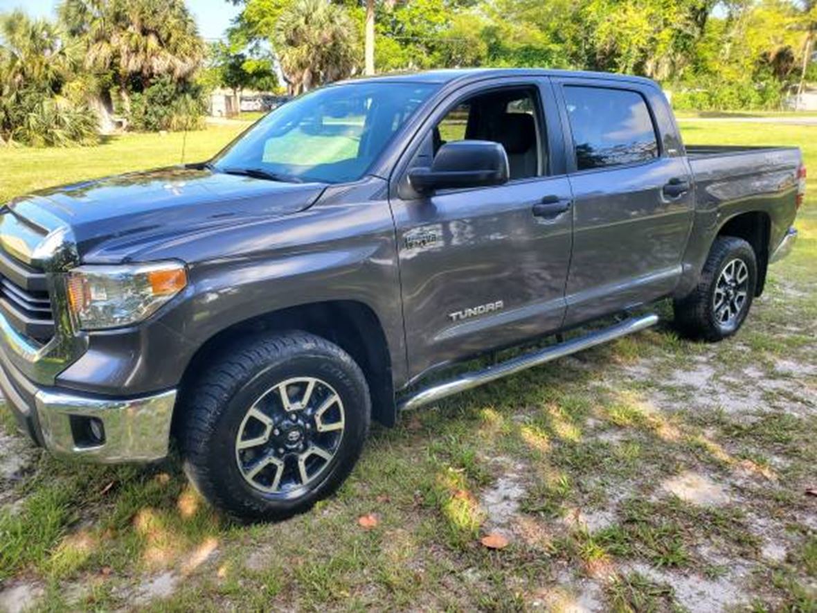 2014 Toyota Tundra for sale by owner in Denver